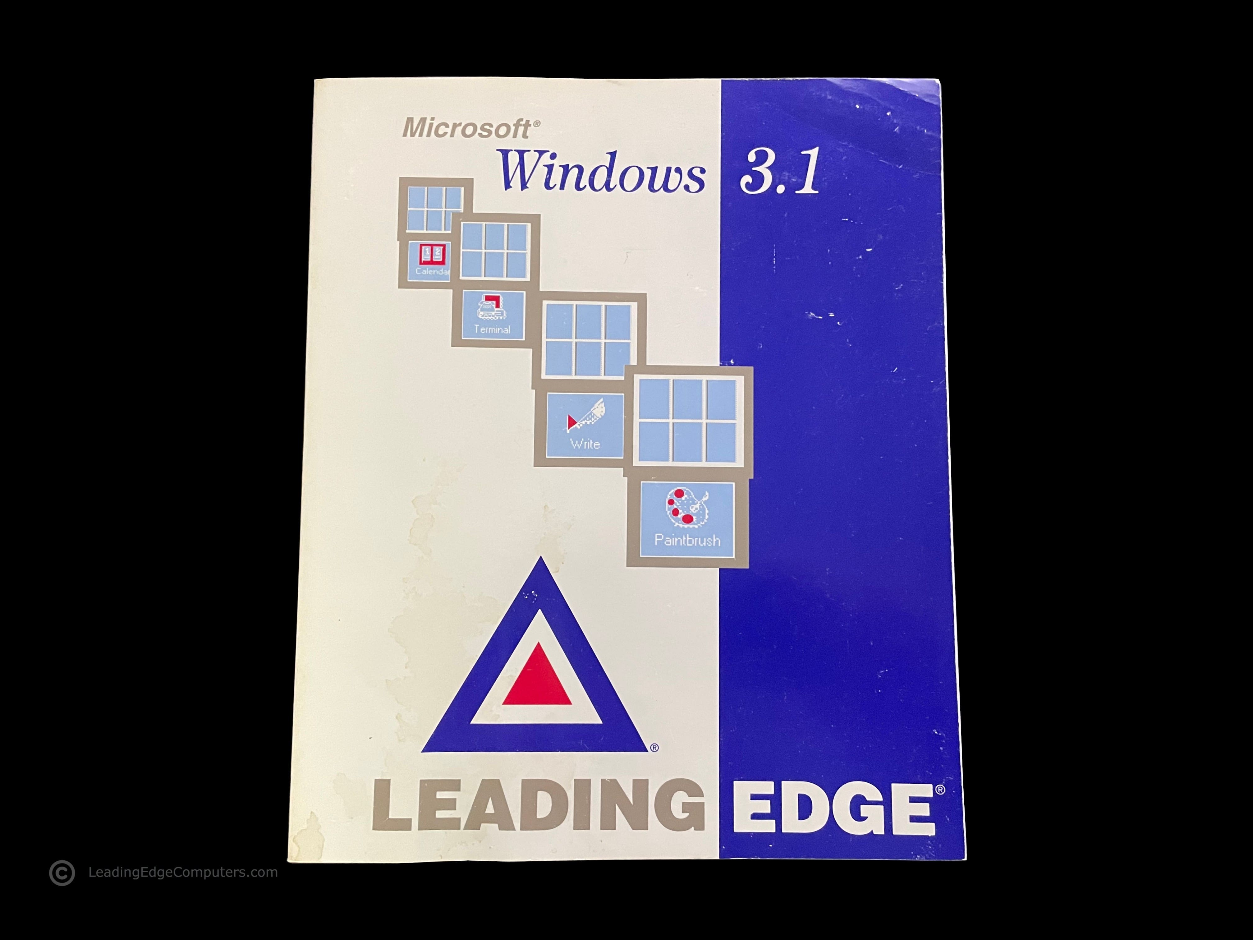 Photo of the front cover of the Windows 3.1 Manual
